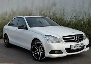Mercedes-Benz C200 2.2L Turbo 2013 Car (Used)