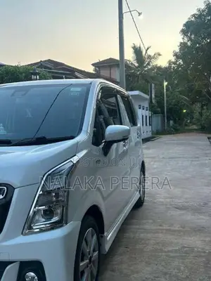Suzuki Wagon R Stingray 2018 Car (Used)