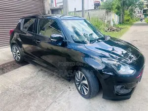 Suzuki Swift 2017 Car (Used)