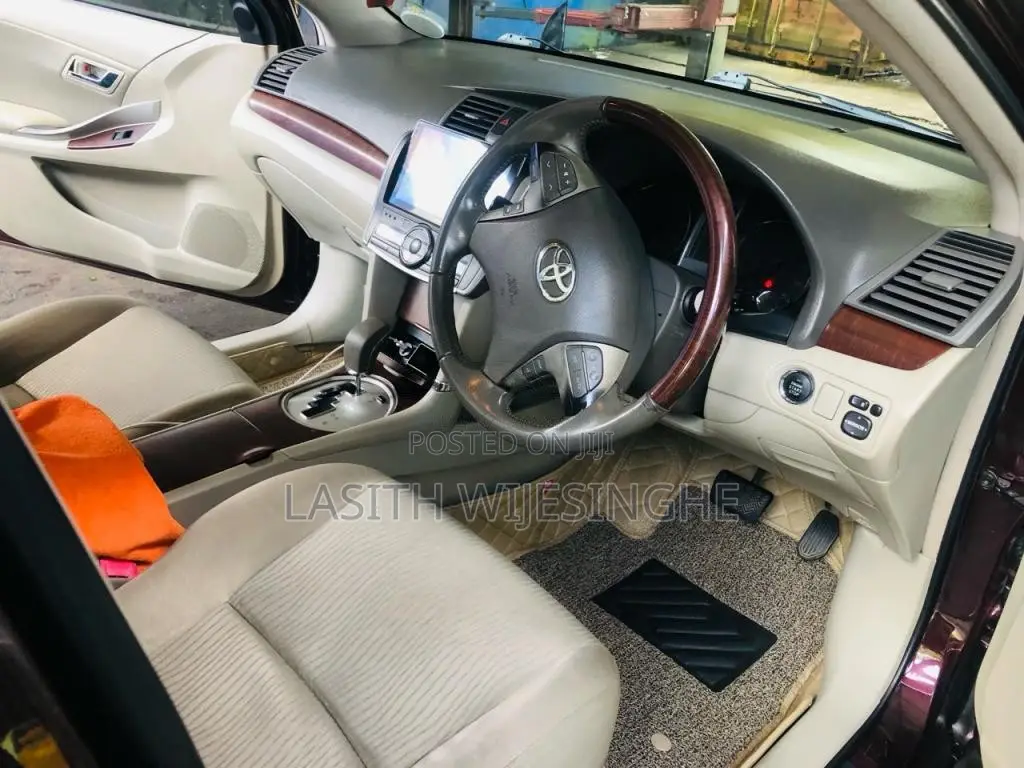 Toyota Premio 2012 Car (Used)