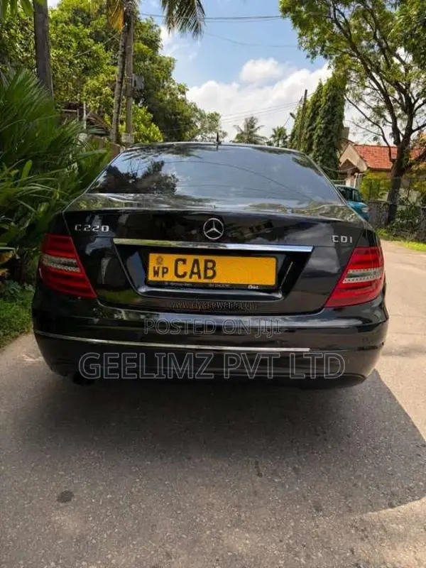 Mercedes-Benz C220 2013 Car (Used)