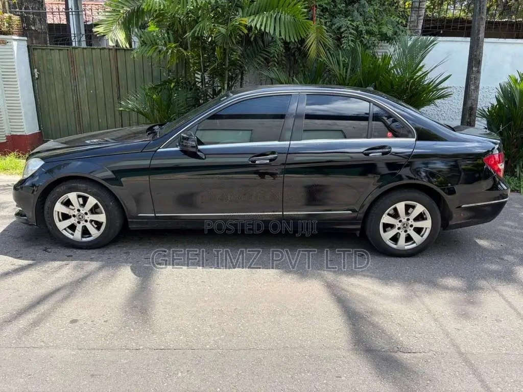 Mercedes-Benz C220 2013 Car (Used)