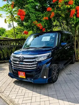 Toyota Roomy Custom GT 2023 Car Unregistered (Recondition)