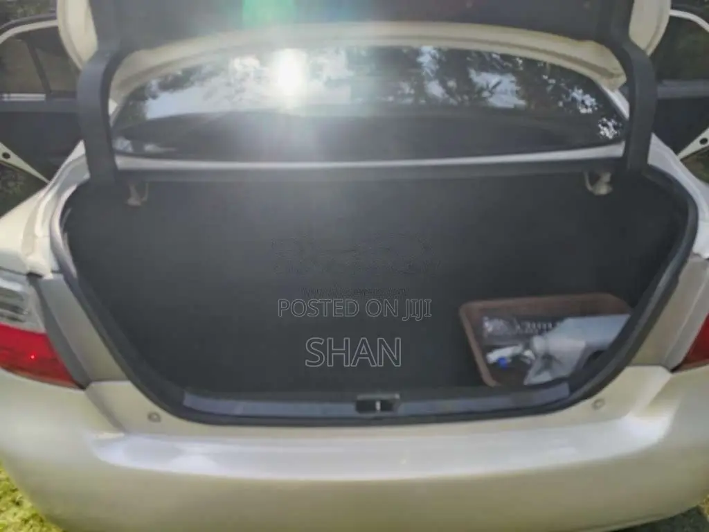 Toyota Premio 2011 Car (Used)