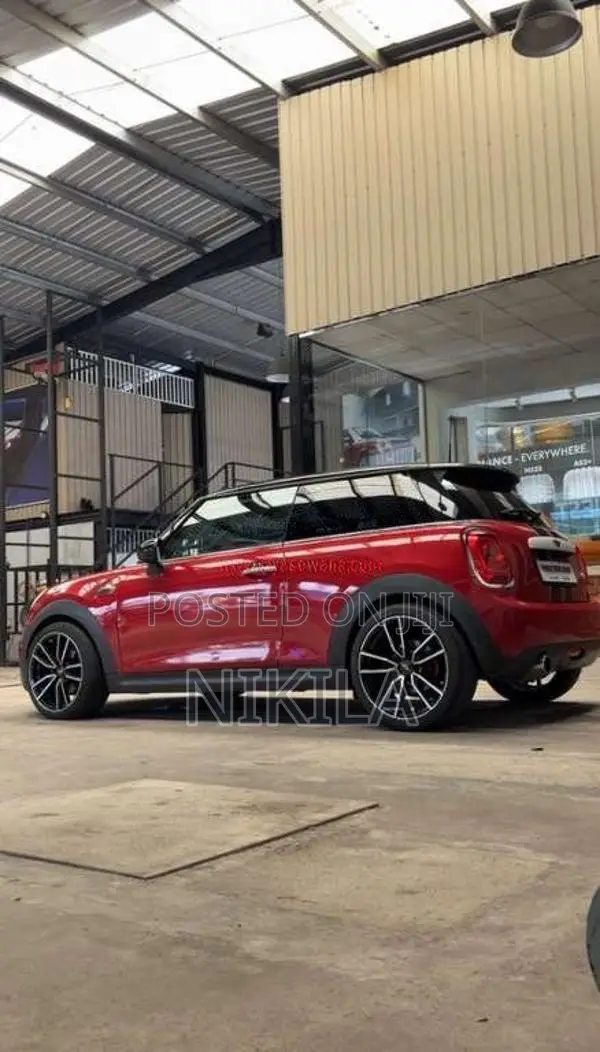 Mini Cooper 2014 Car (Used)