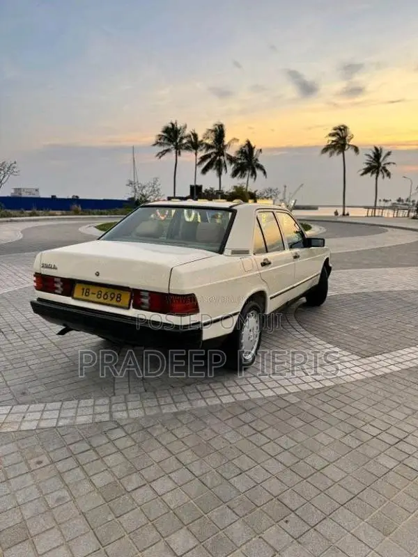 Mercedes-Benz 201 190 E Baby 1992 Car (Used)