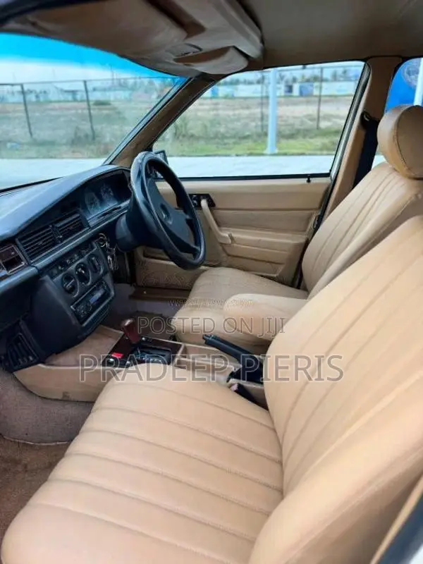Mercedes-Benz 201 190 E Baby 1992 Car (Used)