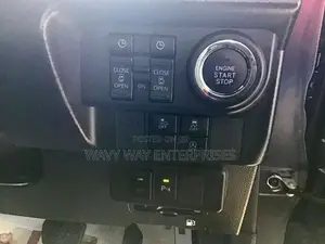 Toyota ROOMY CUSTOM G 2024 Car Unregistered (Recondition)