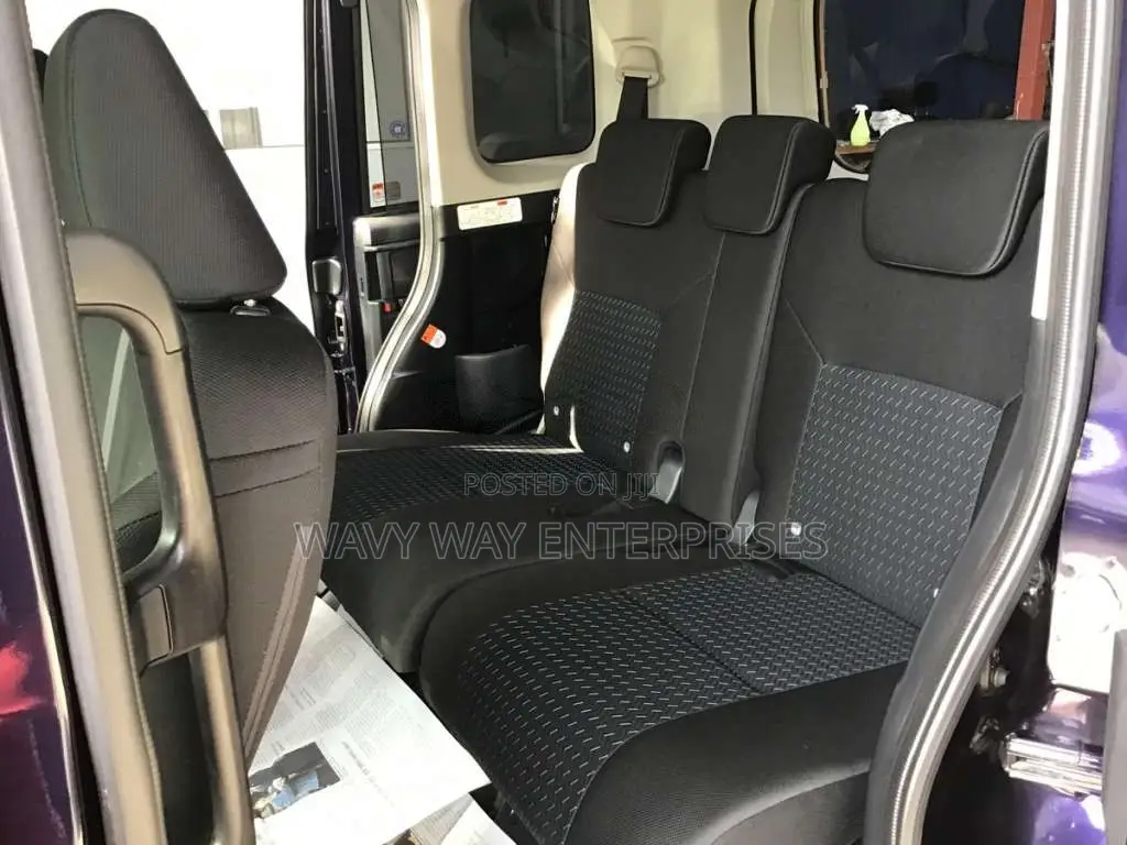 Toyota ROOMY CUSTOM G 2024 Car Unregistered (Recondition)