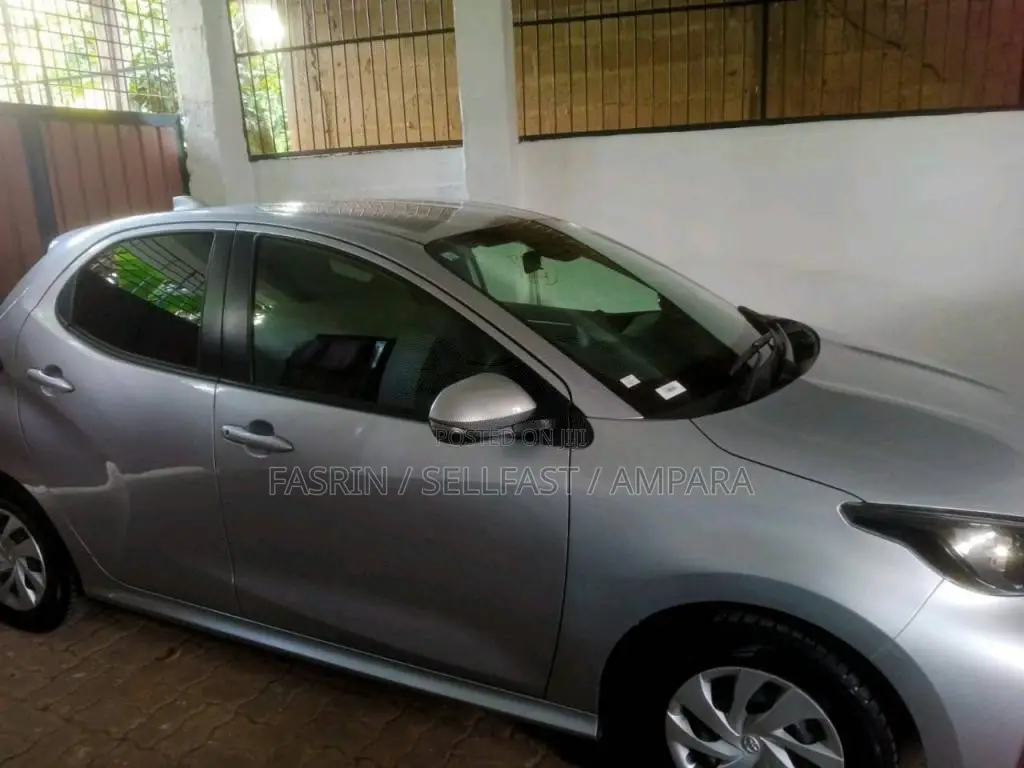 Toyota Yaris X GRADE 2023 Car Unregistered (Recondition)