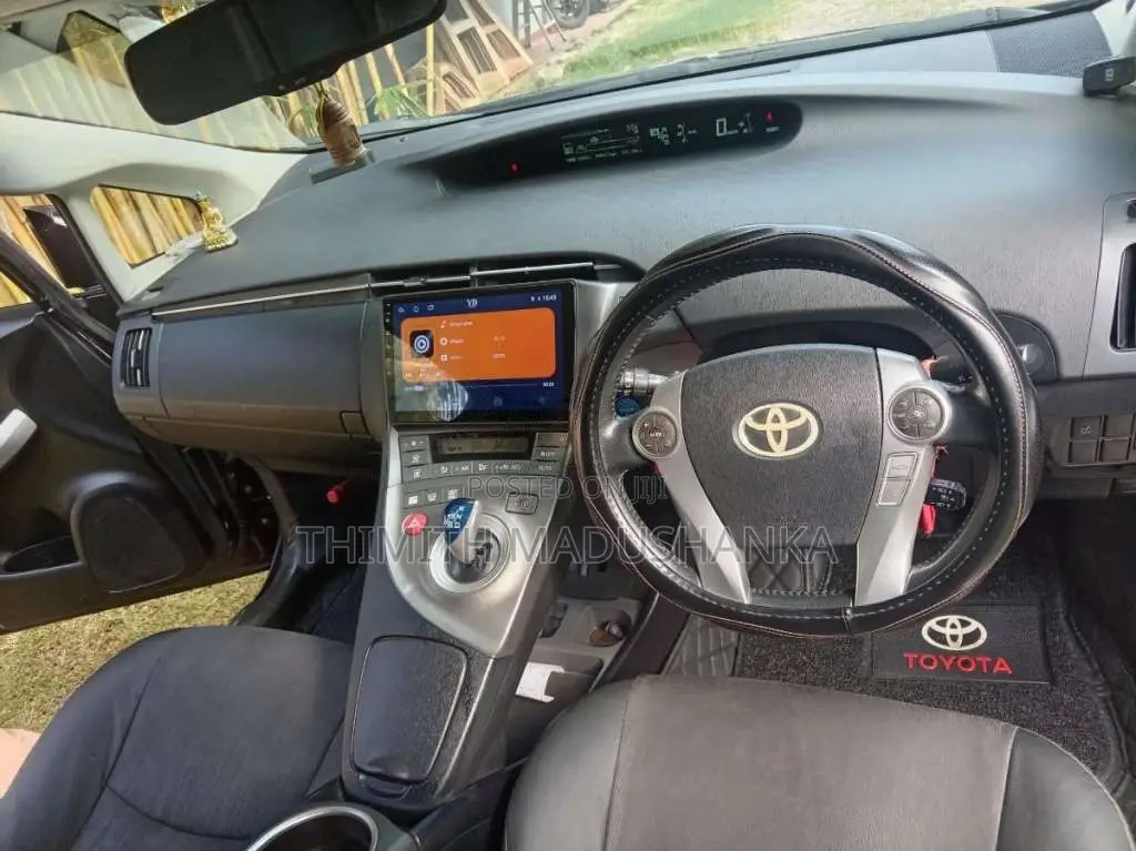 Toyota Prius G Grade 2012 Car (Used)
