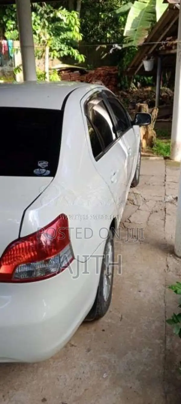 Toyota Belta 2008 Car (Used)
