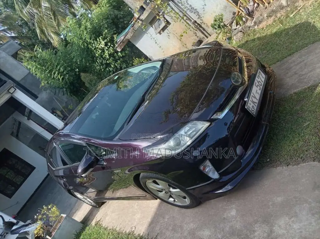 Toyota Prius G Grade 2012 Car (Used)
