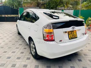 Toyota Prius 20 2013 Car (Used)