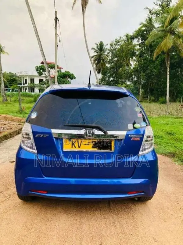 Honda Fit 2010 Car (Used)