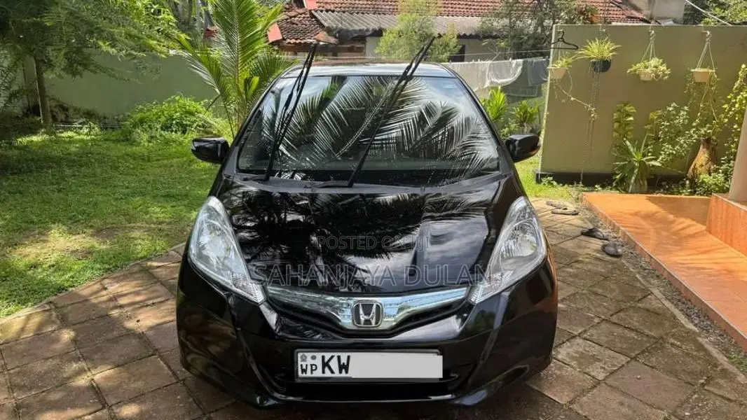 Honda Fit GP1 2011 Car (Used)