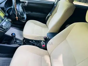Toyota Axio G 2015 Car (Used)