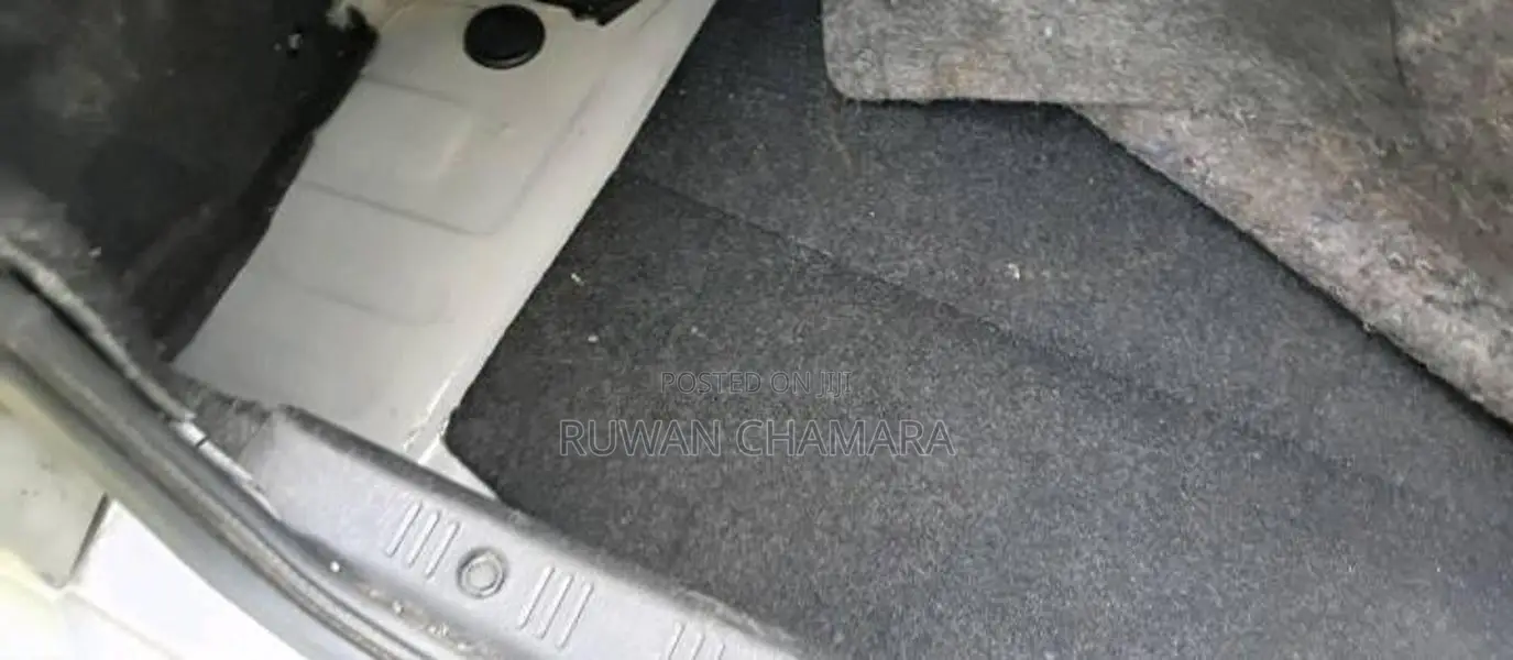 Nissan FB15 2000 Car (Used)