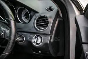 Mercedes-Benz C180 2011 Car (Used)