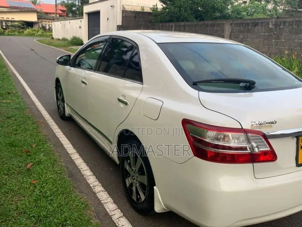 Toyota Premio G Superior 2013 Car (Used)