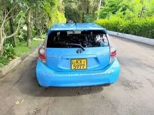 Toyota Aqua 2012 Car (Used)
