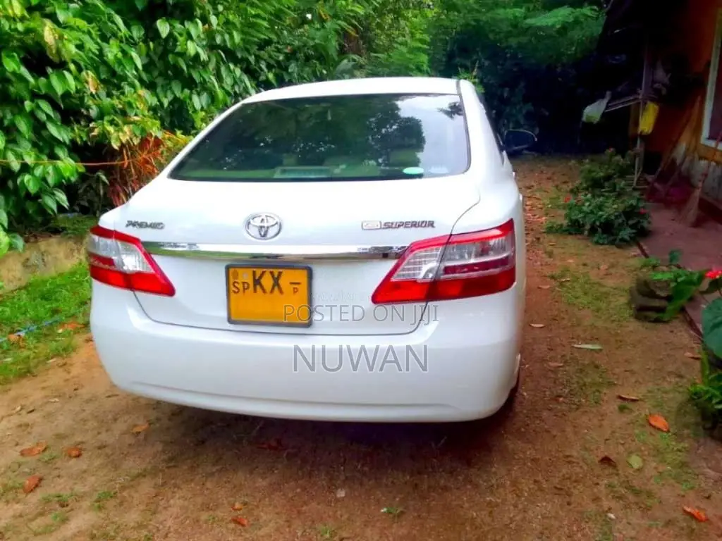Toyota Premio 2013 Car (Used)
