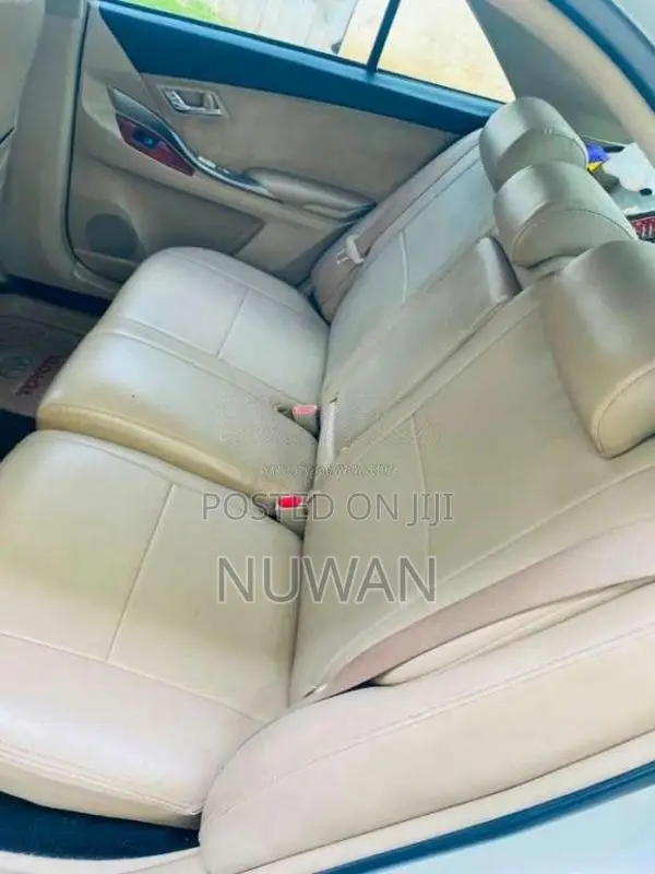Toyota Premio 2013 Car (Used)