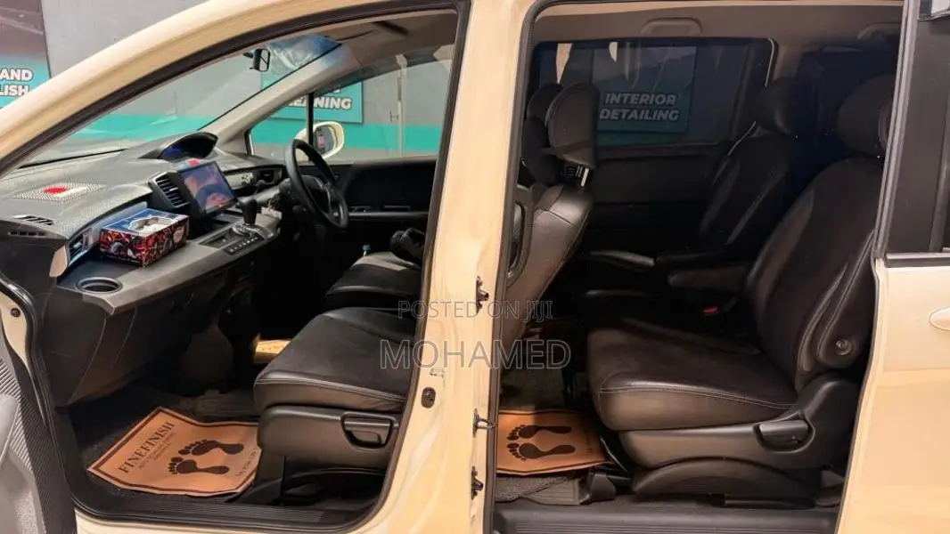 Honda Freed 2015 Car (Used)