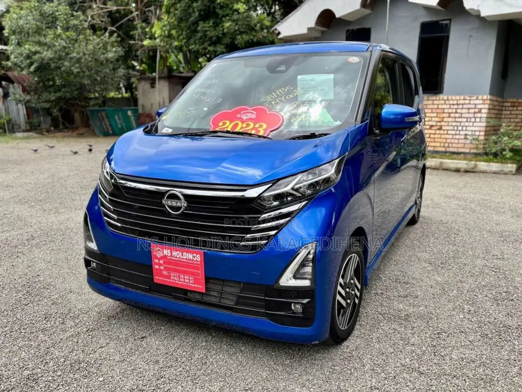 Nissan Dayz Highway Star 2023 Car Unregistered (Recondition)