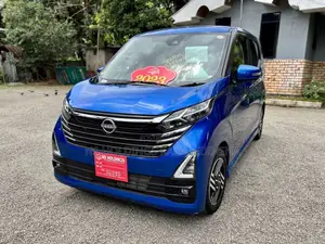 Nissan Dayz Highway Star 2023 Car Unregistered (Recondition)