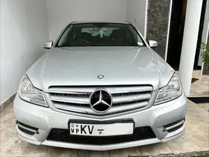 Mercedes-Benz W204 C180 CGI 2011 Car (Used)