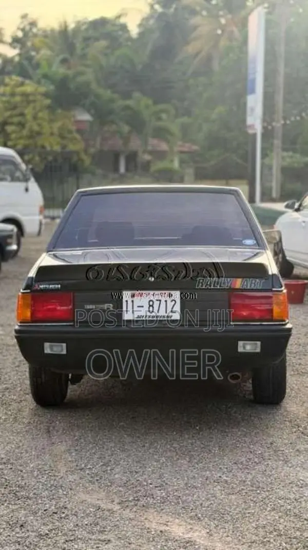 Mitsubishi Lancer Box 1981 Car (Used)