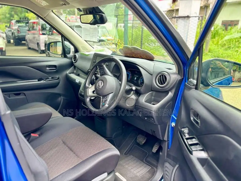 Nissan Dayz Highway Star 2023 Car Unregistered (Recondition)