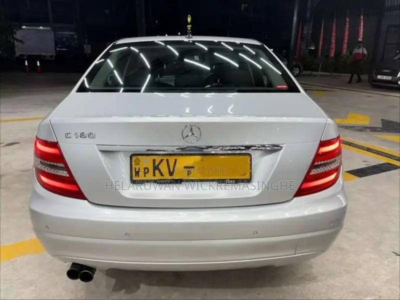 Mercedes-Benz W204 C180 CGI 2011 Car (Used)