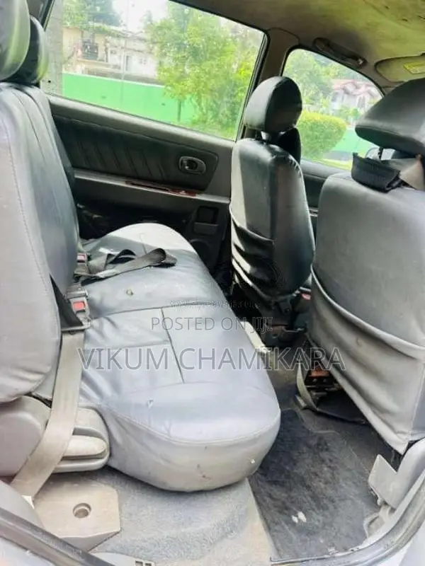 Kia Carens 2000 Car (Used)