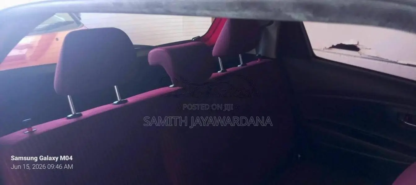 Toyota Vitz 2016 Car (Used)
