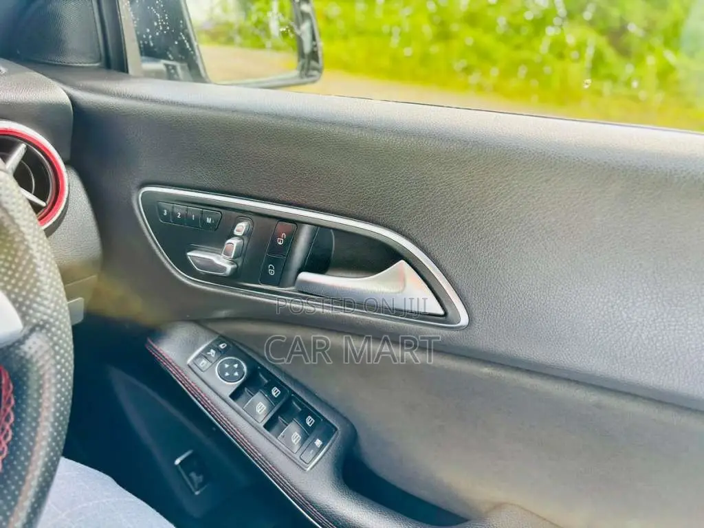 Mercedes-Benz CLA 180 2016 Car (Used)