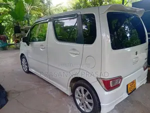 Suzuki Wagon R Fz 2017 Car (Used)