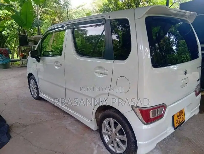 Suzuki Wagon R Fz 2017 Car (Used)