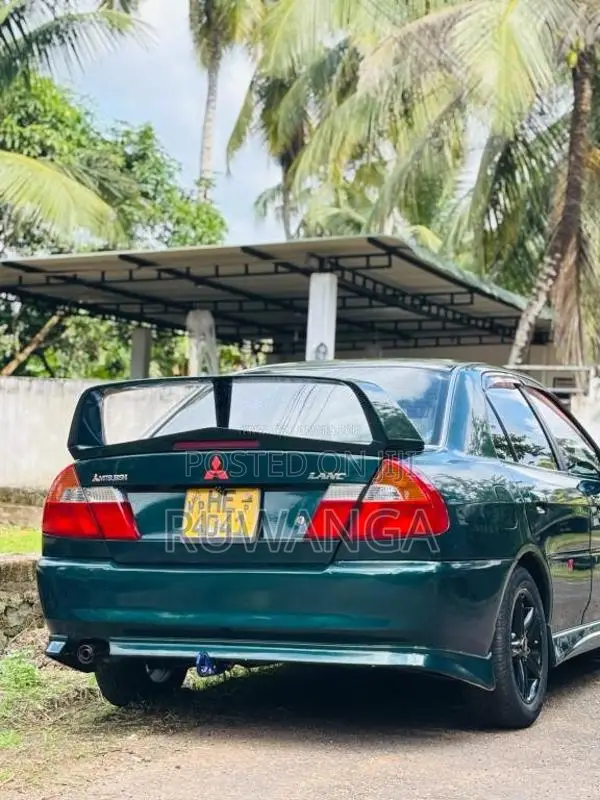 Mitsubishi Lancer Ck2 2000 Car (Used)