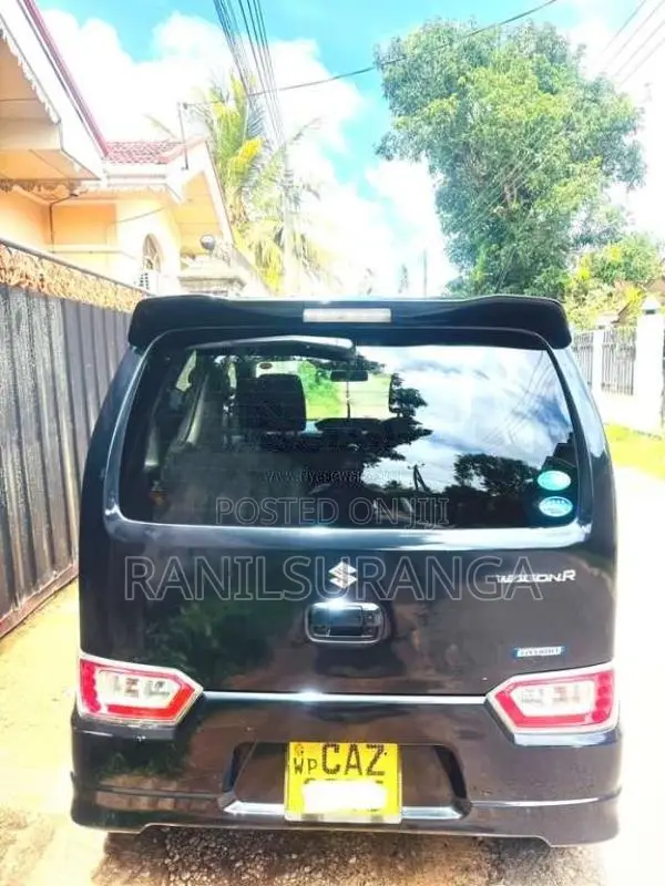 Suzuki Wagon R FZ 2017 Car (Used)