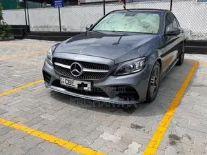 Mercedes-Benz C200 2018 Car (Used)