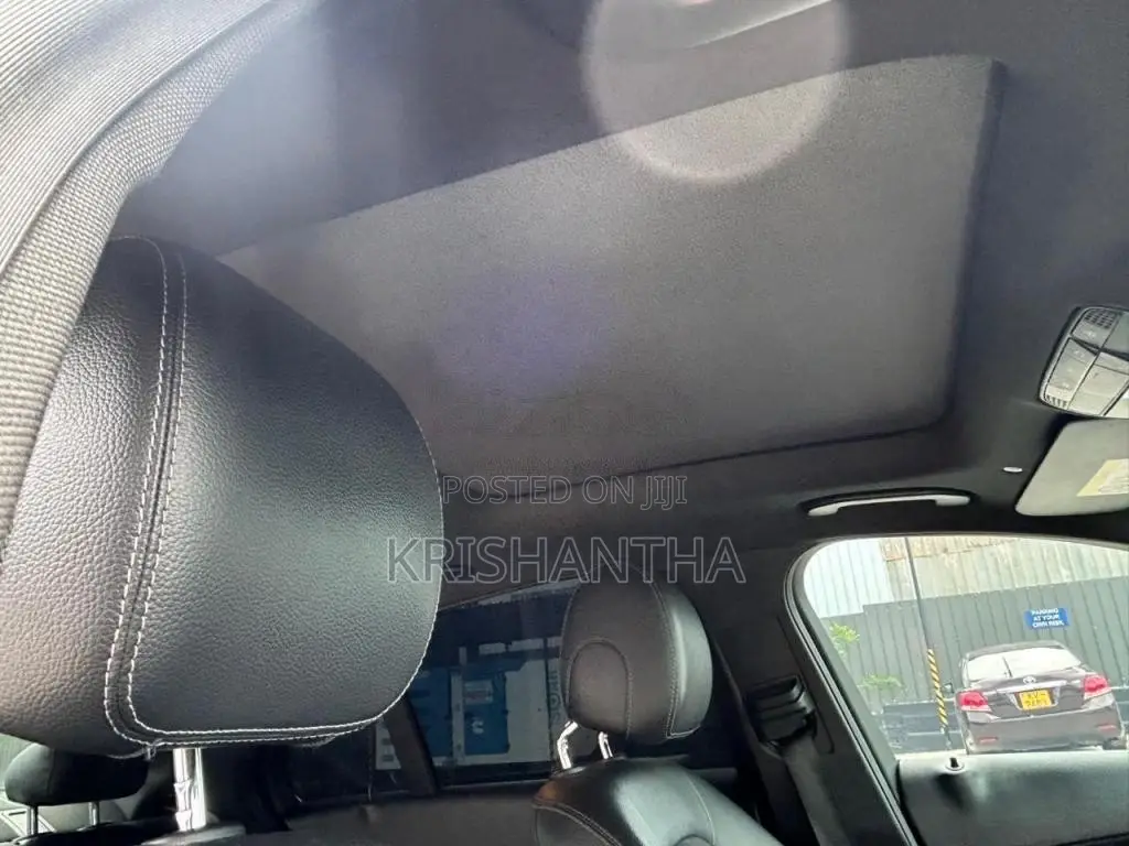 Mercedes-Benz C200 2018 Car (Used)