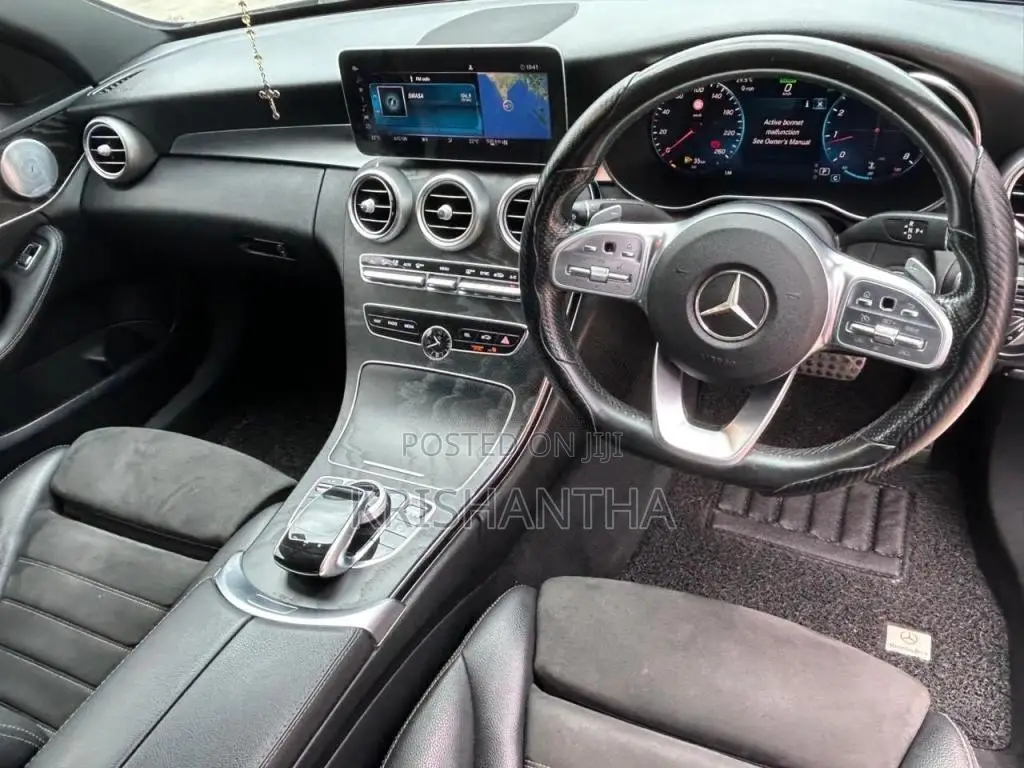 Mercedes-Benz C200 2018 Car (Used)