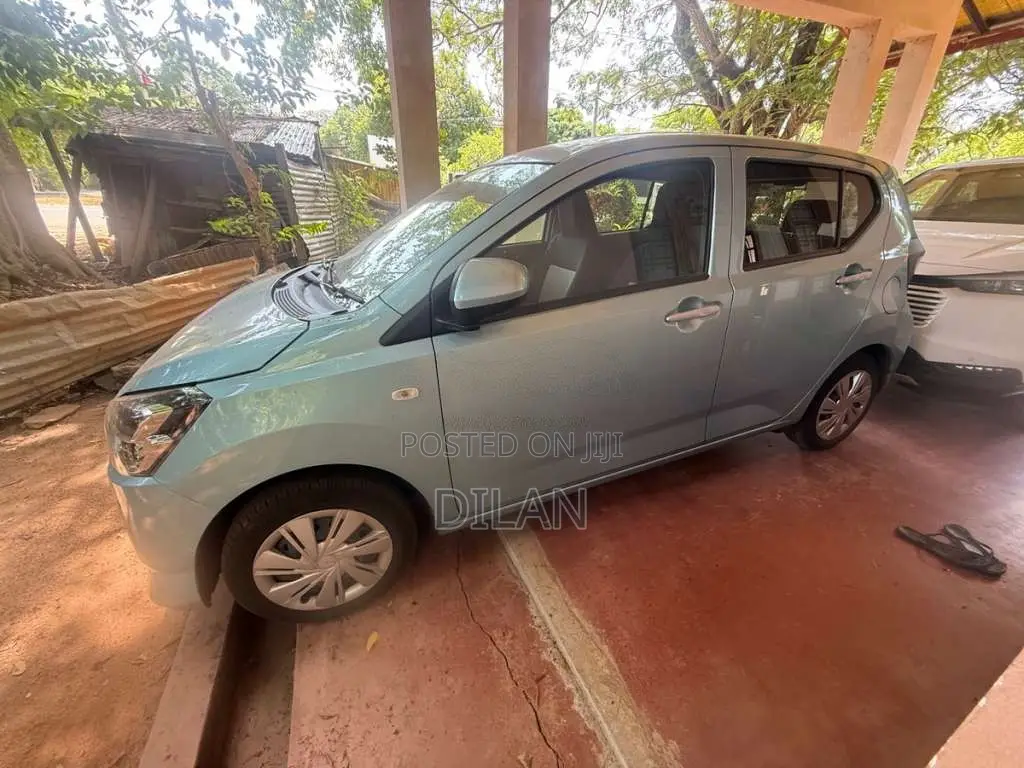 Daihatsu Mira 2025 Car (Used)
