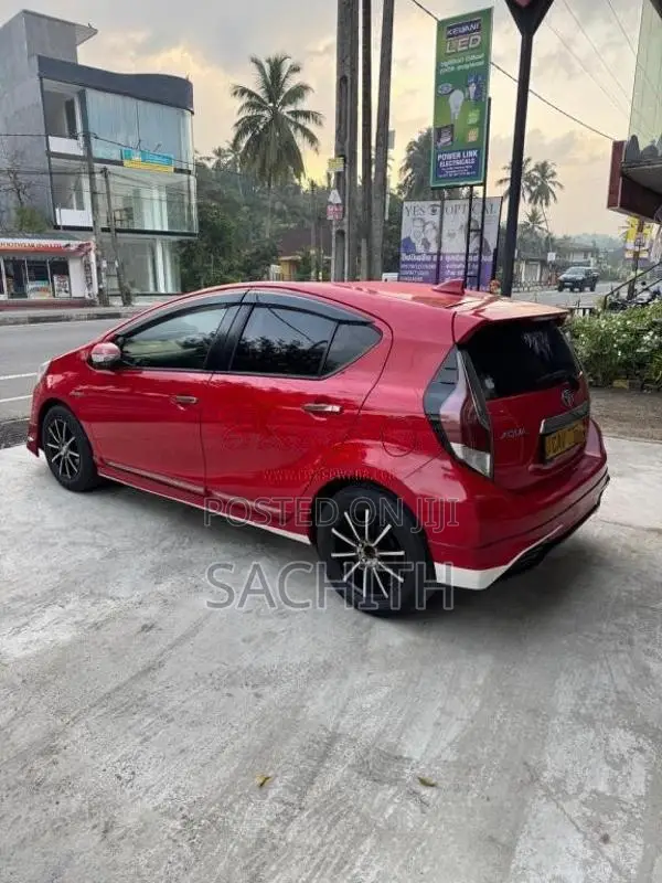 Toyota Aqua Urban LED 2015 Car (Used)