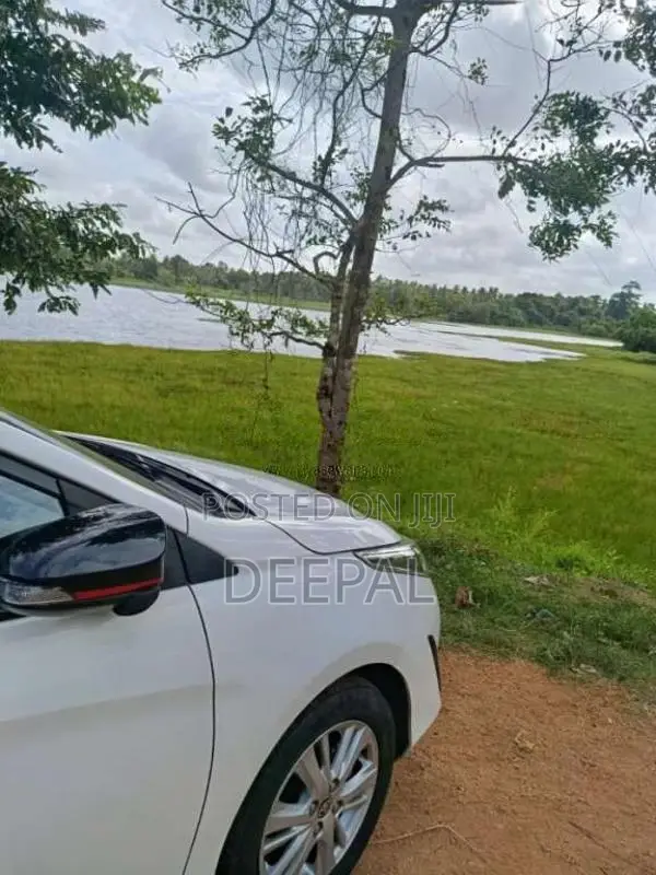 Toyota Yaris Ativ S Grade 2019 Car (Used)