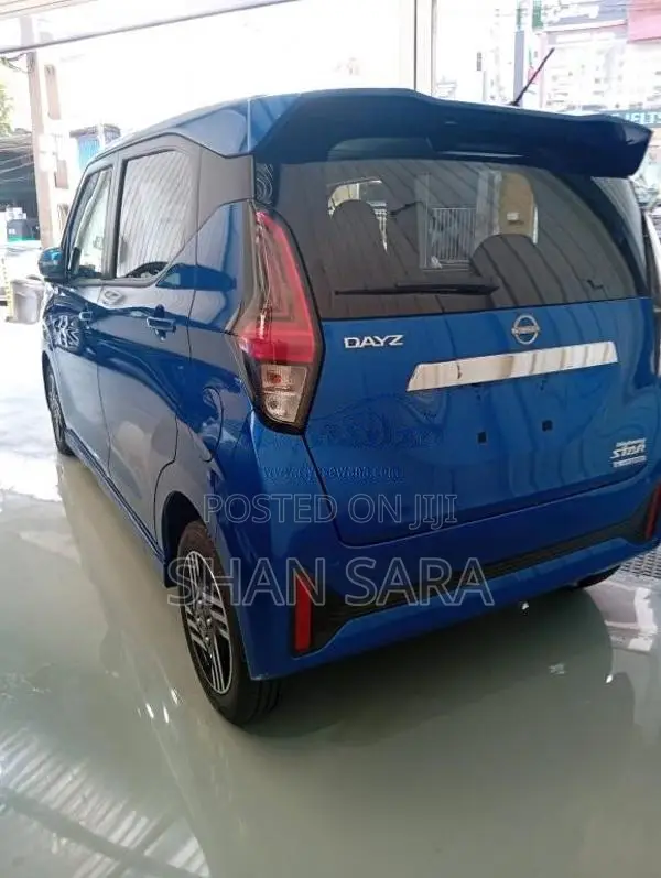 Nissan Highway Star 2023 Car Unregistered (Recondition)