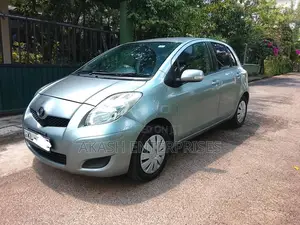 Toyota Vitz 2008 Car (Used)