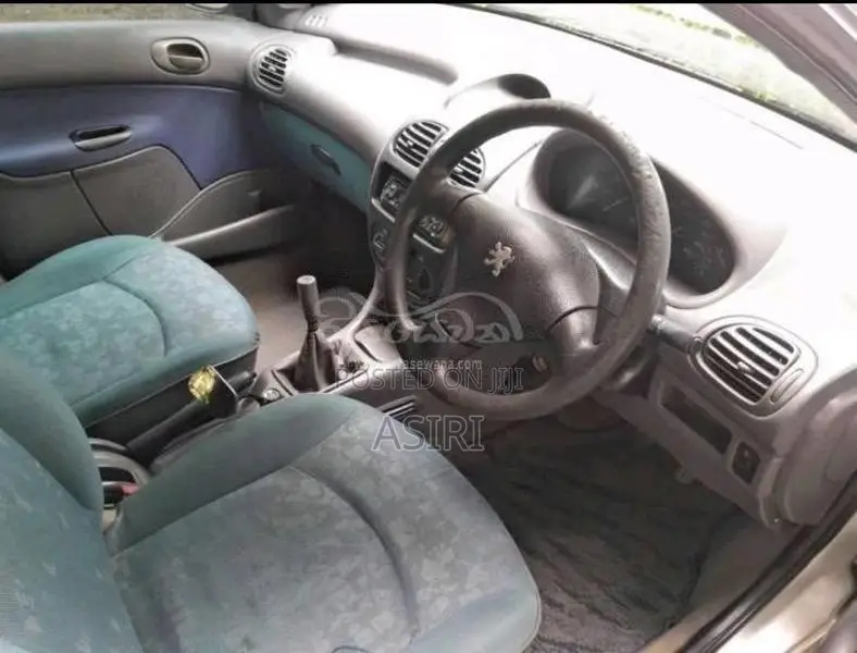 Peugeot 206 2001 Car (Used)